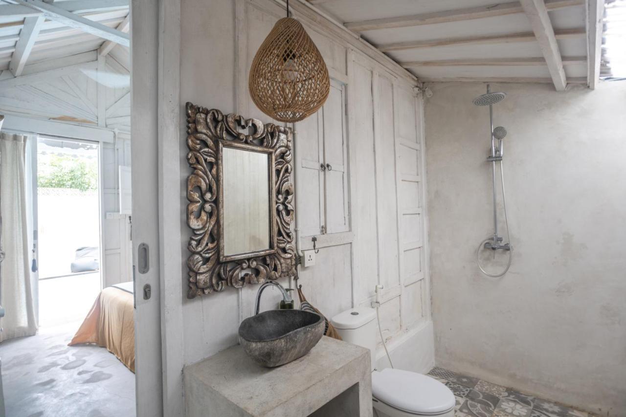Gypsy Moon Bali Hostel Canggu Екстериор снимка
