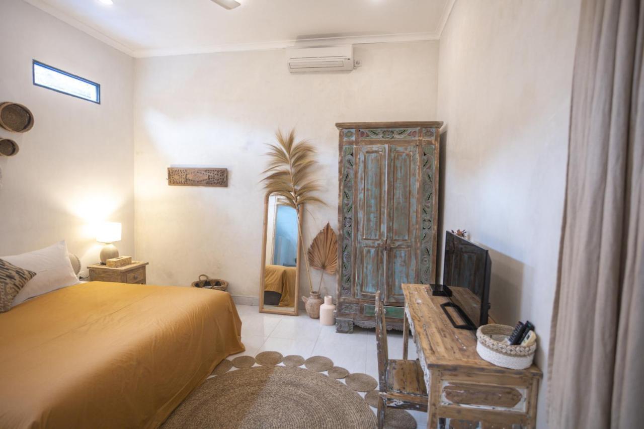 Gypsy Moon Bali Hostel Canggu Екстериор снимка