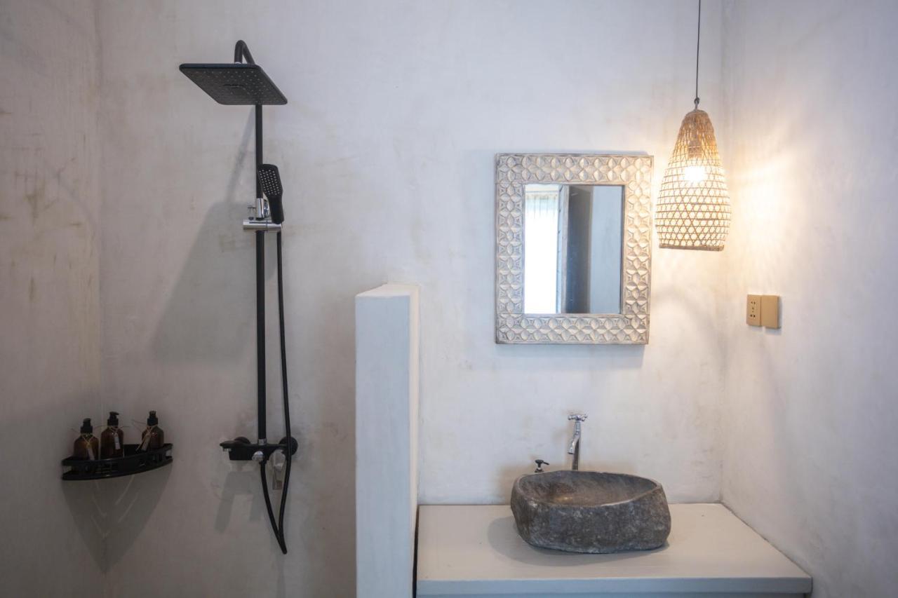 Gypsy Moon Bali Hostel Canggu Екстериор снимка